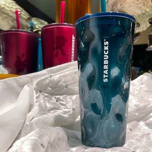 Starbucks Fall 2021 Dark Green Wavy Glass Grande Tumbler NWT